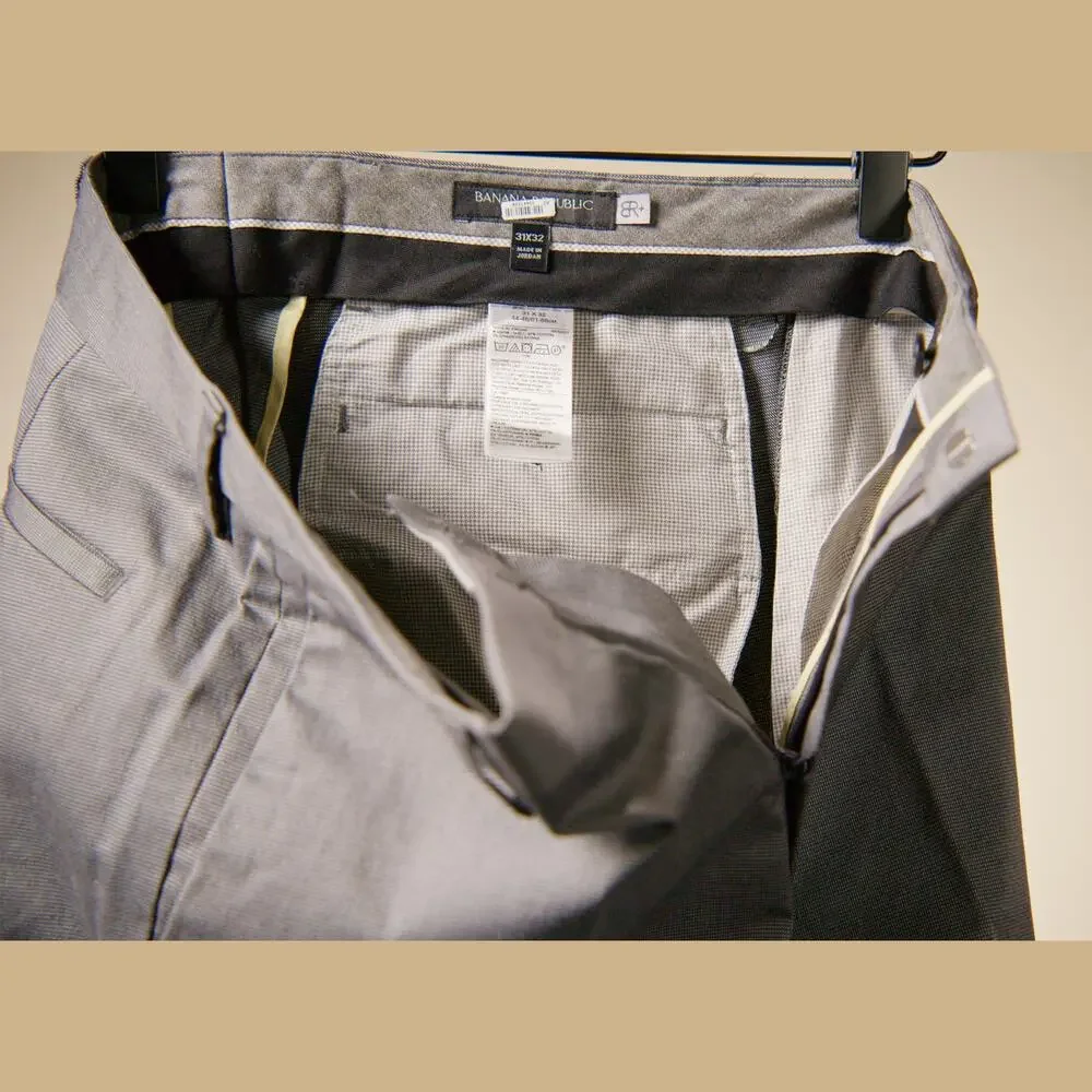 Banana Republic Men’s Dress Pants 31x32 Light Gray Tailored Trousers